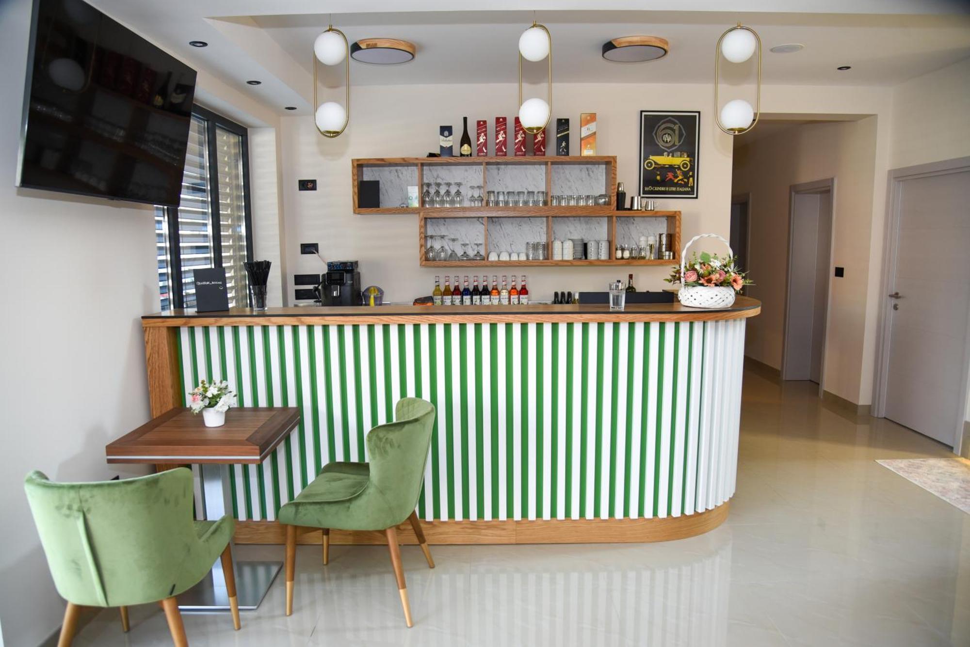 Merak Rooms & Caffe Bar Sabac Exterior photo